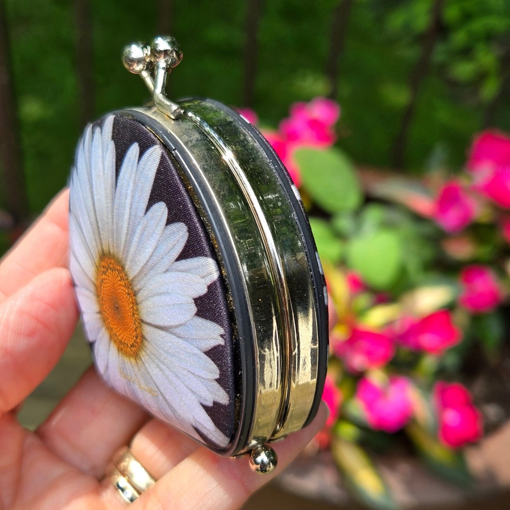Harold Feinstein Compact Mirror 3" Daisy Floral Kiss Lock Double Sided Black - Picture 4 of 8